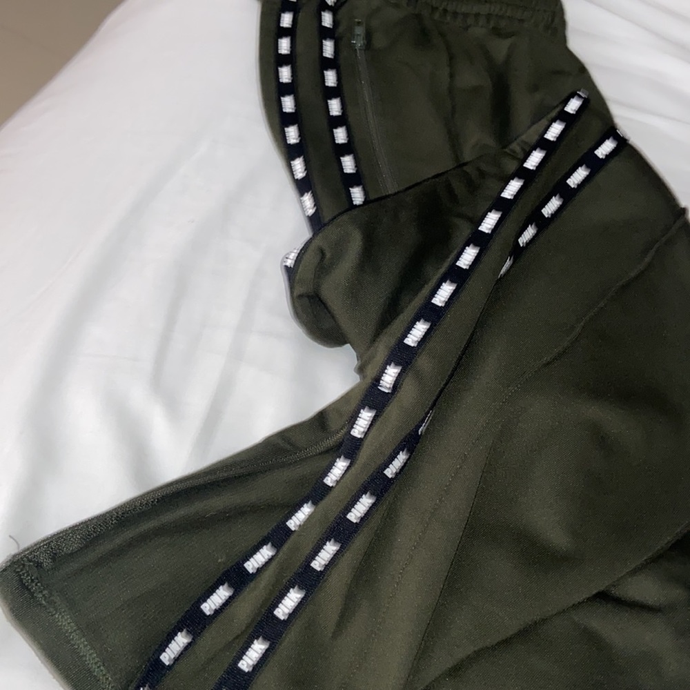 Pink track pants - Picture 3 of 3